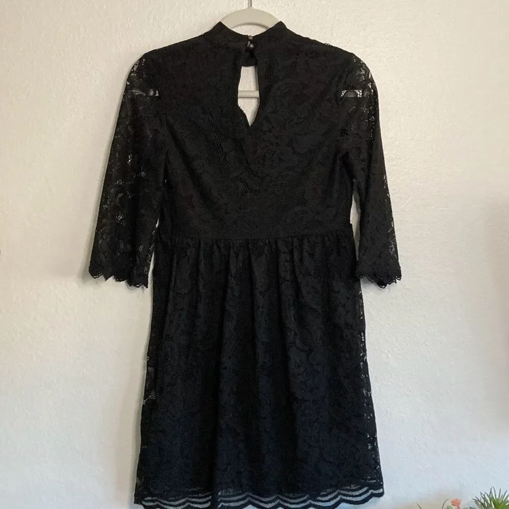 Lace Black Dress Keyhole Neckline Mini size Small - Picture 3 of 4